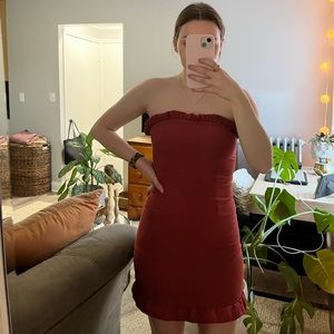 Lulu’s Dusty Rose Strapless Dress